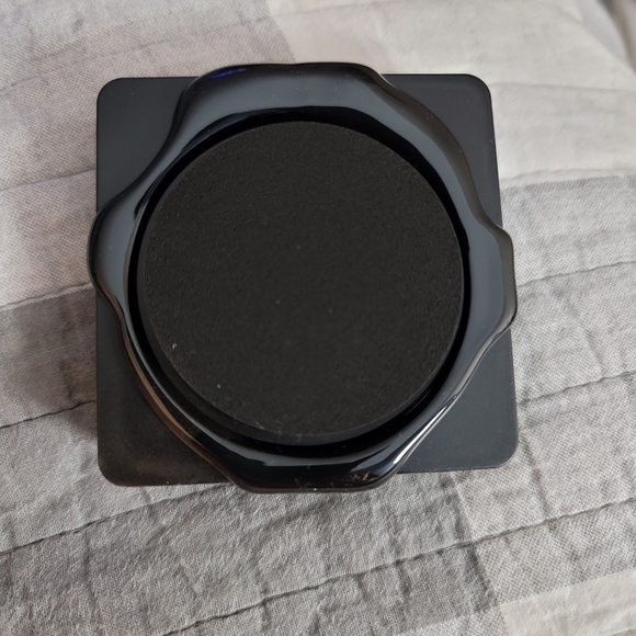 KVD Lock It Powder Foundation BNIB/3 Colors - Picture 6 of 6